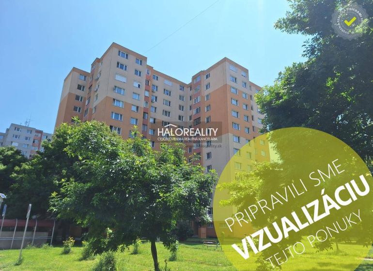 REZERVOVANÉ - Predaj, trojizbový byt Bratislava Petr... - Obývacia izba s kobercom a pohovkou v 3-izbovom byte, dekoratívny luster a obrazy.