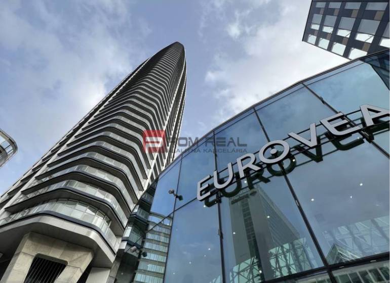 EUROVEA TOWER, Exkluzívne luxusné adm. priestory, Bratislava - Výšková budova a sklenená fasáda obchodných priestorov v Pribinovej ulici, Bratislava II.