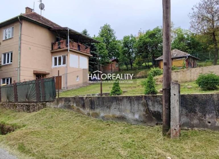 REZERVOVANÉ - Predaj, rodinný dom České Brezovo - EX... - Rodinný dom v Českých Brezovách so záhradou a krásnou prírodou na pozadí.