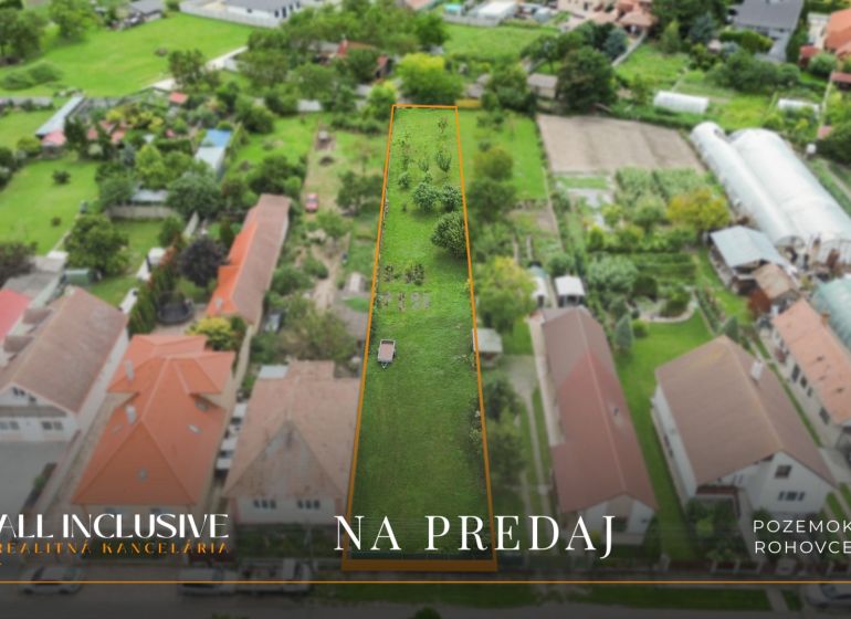 NA PREDAJ STAVEBNÝ POZEMOK - 1266 m², ROHOVCE - Pozemok na predaj v Rohovciach obklopený záhradami a domami, vhodný na bývanie.