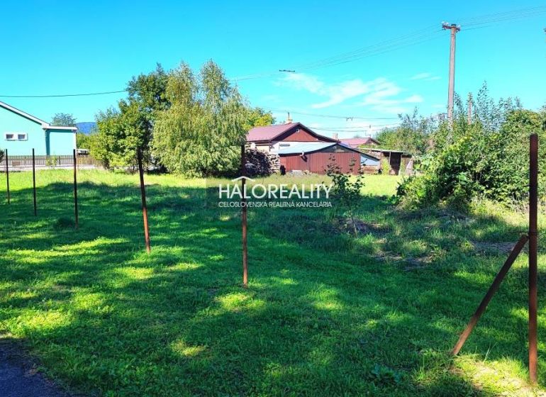 Predaj, rodinný dom Pôtor  - EXKLUZÍVNE HALO REALITY - Rodinný dom v Pôtri s trávnatým pozemkom a pripravovaným plotom.