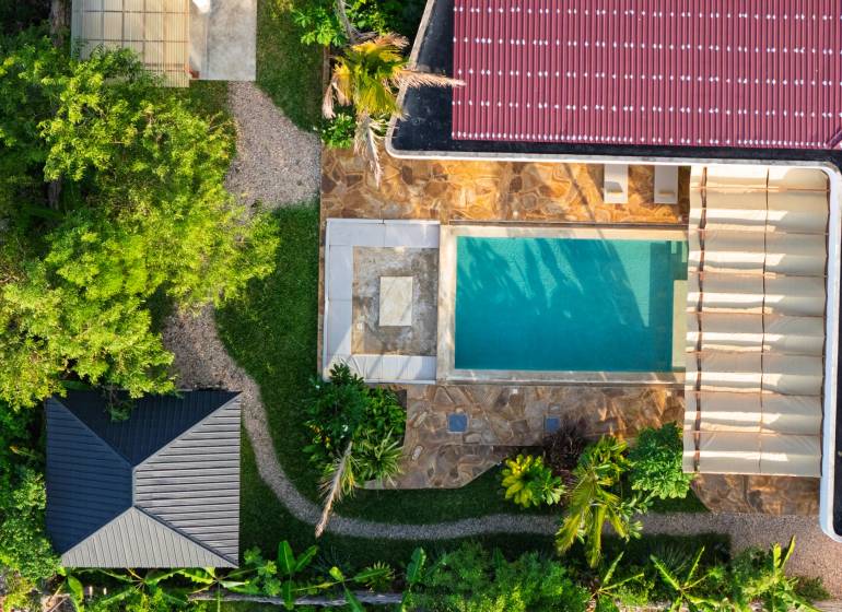 LUXURY 2-BEDROOM VILLA IN PAJE - Letecký pohľad na výstavbu domov s bazénom na predmestí Paje, Unguja South Region.