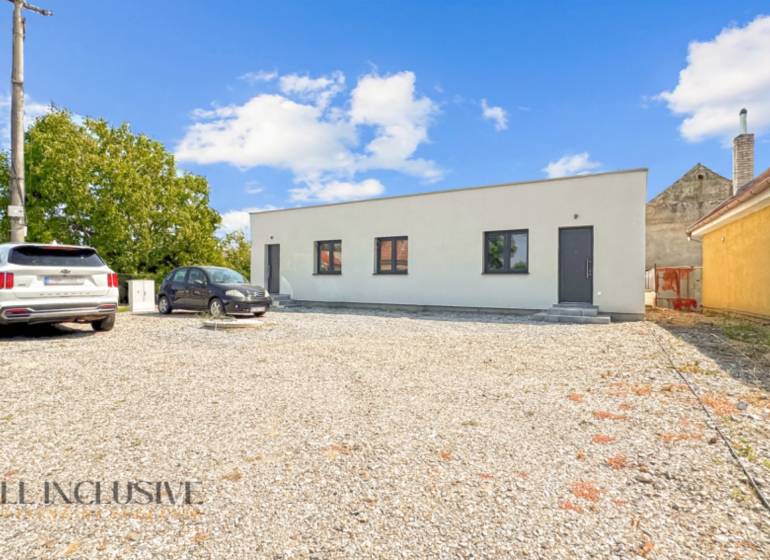 IDEÁLNY 1 IZBOVÝ BYT | VEĽKÉ RIPŇANY | TOPOĽČANY - Novostavba na Hlohovskej ceste v obci Veľké Ripňany s parkoviskom.