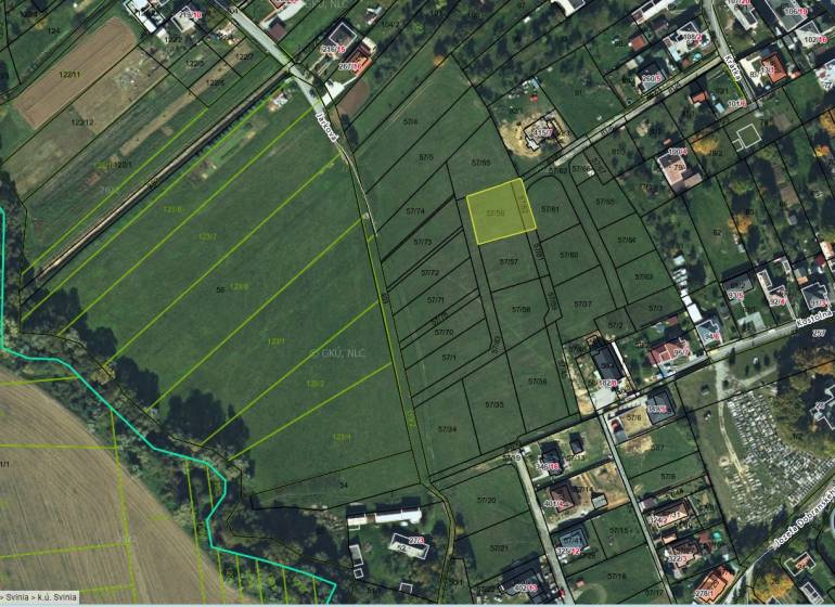 Investičný pozemok obec Svinia_3 - 991m2  - Katastrálna mapa Pozemky - bývanie v Svinia so zakreslenými parcelami a ulicami.