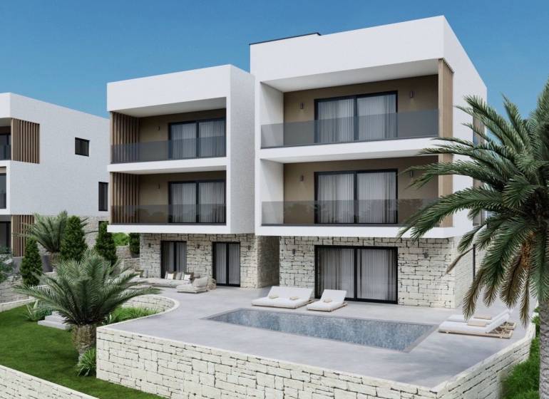 ☀Ciovo/Trogir(HR)-moderné byty v novostavbe s výhľadom na more☀ - Rekreačný apartmán v Ciove s palmami, bazénom a kamennou terasou.