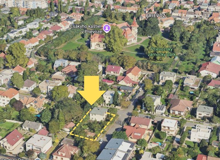 Exkluzívny stavebný pozemok Ružinov - Prievoz 760 m²   - Letecký pohľad na pozemky na bývanie v oblasti Csákyho kaštieľa, Bratislava - Ružinov.