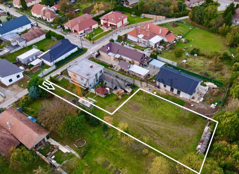 STAVEBNÝ POZEMOK | NITRIANSKA BLATNICA - Letecký pohľad na pozemky na bývanie v Nitrianskej Blatnici na ulici Nitrianska Blatnica.