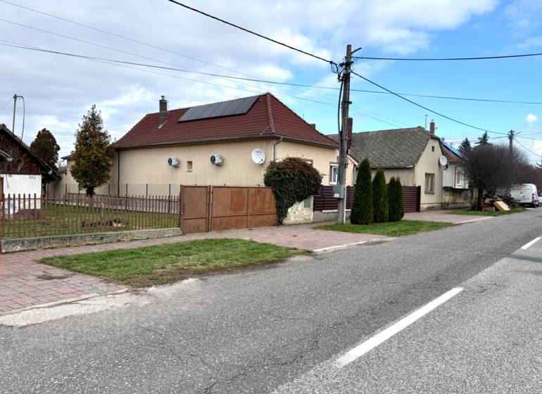 Na predaj pozemok 1065 m2, obec Dobrohošť v blízkosti Bratislavy - Rodinné domy na ulici Dobrohošť, Dobrohošť, vhodné pre Pozemky - bývanie.