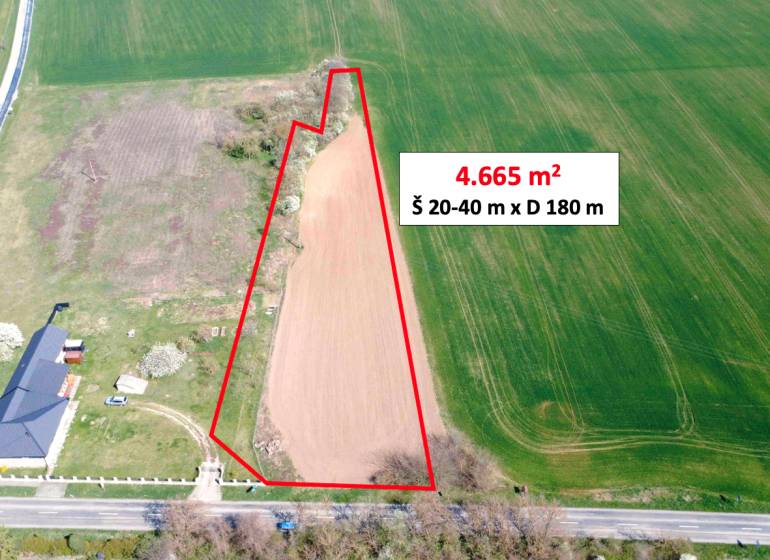 Ondrejovce – 4.665 m2 POZEMOK na rekreačnú chatu na hranici obce - Letecký pohľad na pozemok v Ondrejovciach, Záhrady, s vyznačenou plochou 4,665 m².