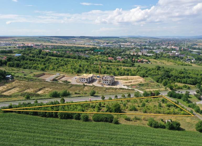 NA PREDAJ pozemky na výstavbu bytoviek Nitra - Výhľad na stavebné pozemky v Nitre - Klokočine vhodné pre bývanie a investície.