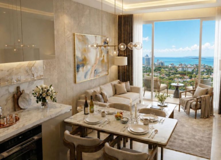 1 SPÁLŇOVÝ APARTMÁN - LOVE IT WONGAMAT BEACH PATTAYA - 2-izbový byt s výhľadom na more, elegantná obývacia izba a jedálenský kút.