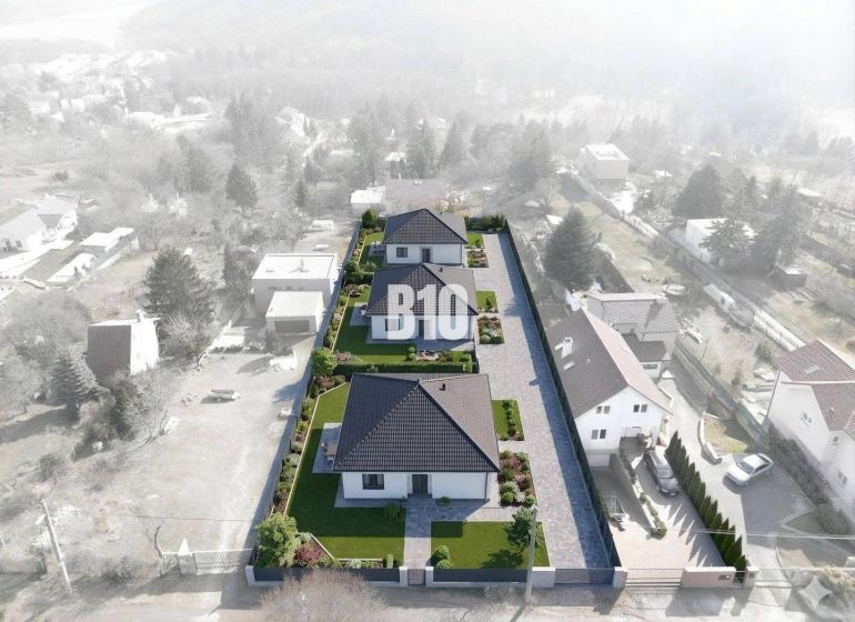 VEĽKÝ POZEMOK S POTENCIÁLOM - STUPAVA ul.Lesná - Vizualizácia domov na predaj v Stupave, Lesná ulica, pozemky - bývanie.
