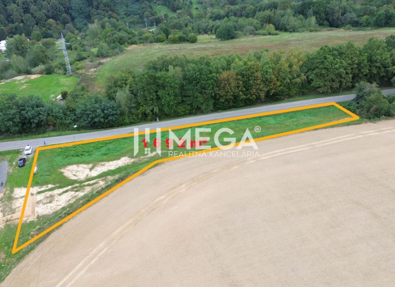 NA PREDAJ INVESTIČNÝ POZEMOK S PANORAMATICKÝM VÝHĽADOM SNINA - Pozemok na bývanie na Hámorskej ulici v Snine s rozlohou 1692 m².