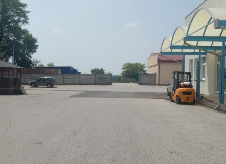 PRENÁJOM * PARKOVACIE PLOCHY PRE KAMIÓNY * TRNAVA - MODRANKA - IMG_20190627_1249233.jpg