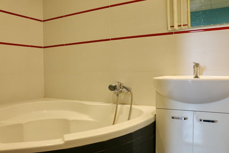 PREDANÉ-NA PREDAJ 3 IZB.ZARIADENÝ BYT, 72 m², TERASA, ŠAFÁRIKOVA - IMG_0537.JPG