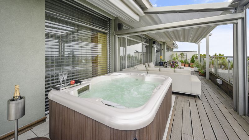 Bratislava »» Luxusný 220 m2 veľký Penthouse na predaj