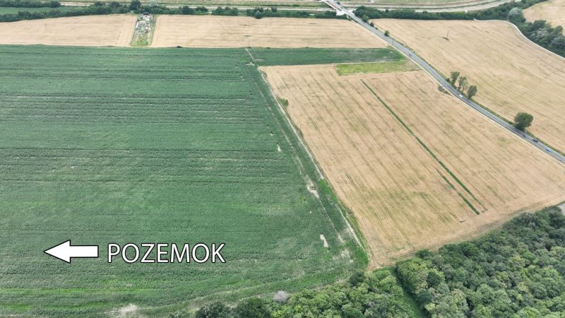 Predaj investičného pozemku pri Vajnoroch - 2.jpg