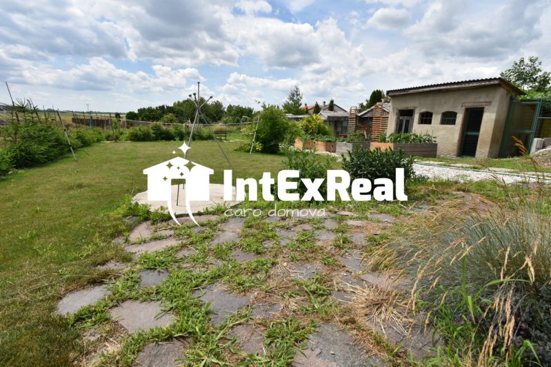 Dom snov, bazén, vinná pivnica, garáže, Mostová  - Dom so všetkým čo si môžeme priať, predaj, Mostová, viac na: https://reality.intexreal.sk/