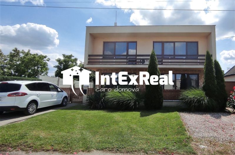 Dom snov, bazén, vinná pivnica, garáže, Mostová  - Dom so všetkým čo si môžeme priať, predaj, Mostová, viac na: https://reality.intexreal.sk/