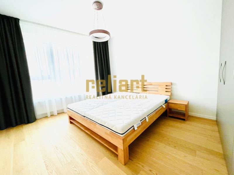 Eurovea: Na prenájom lux., zariadený, 2 byt/eng. text inside - 7