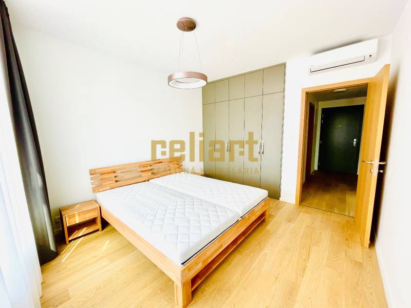 Eurovea: Na prenájom lux., zariadený, 2 byt/eng. text inside - 6