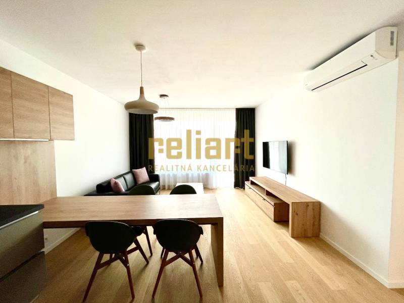 Eurovea: Na prenájom lux., zariadený, 2 byt/eng. text inside - 5