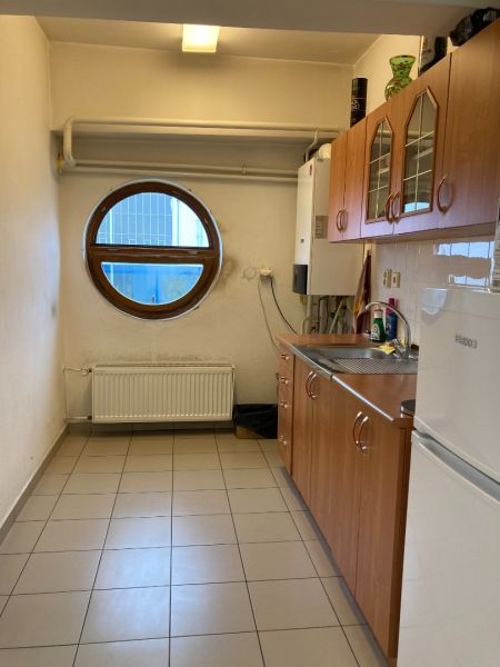 Výrobno-skladový areál, haly /so žeriavmi/, výborná dostupnosť k D1/R1 - 698375_a0ed8c180ba9273625d5ef9c6f557150.jpg