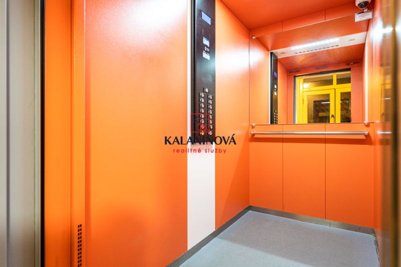 PRENAJATÉ:  2 izbový byt  v Košiciach, L. Novomeského  - DSC08243.jpg