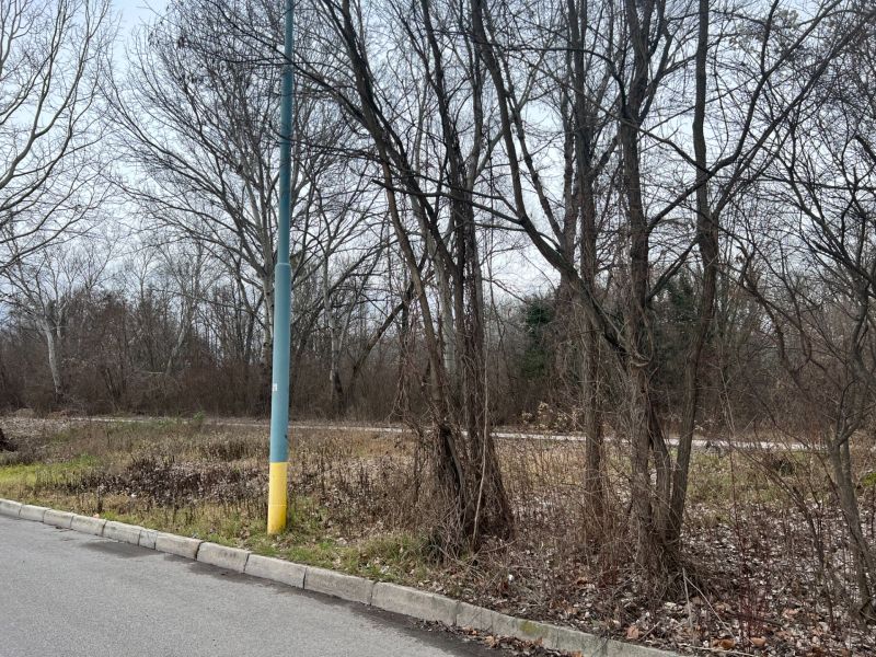 Predaj pozemku 1200 m2 v Petržalke na Betliarskej ul: