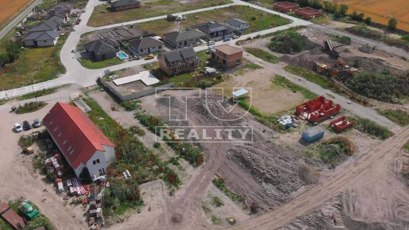 Boldog Pozemky - bývanie predaj reality Senec