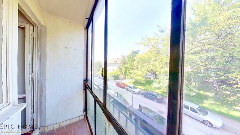 2-izbovy-byt-so-balkonom-loggiou-pivnicou-Bratislava-ul-Sibirska-05312023_160728.jpg
