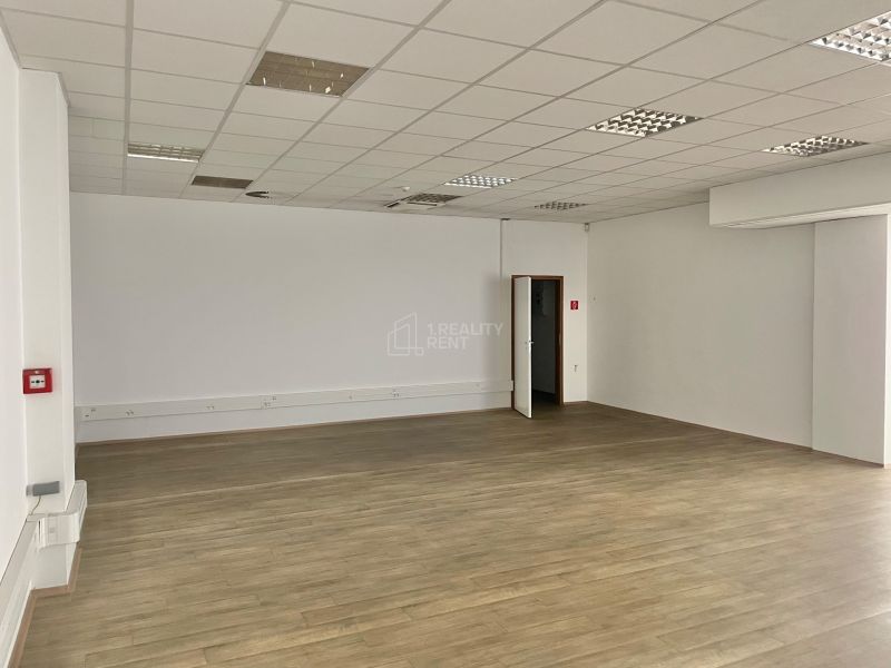 Na prenájom kancelárske priestory 200 m2 v Living centre v Žiline - Kancelária 200 m²