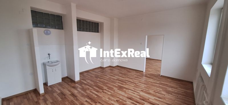 Dvojitá kancelária na prenájom, Galanta centrum - Dvojitá kancelária na prenájom, Galanta centrum, viac na: https://reality.intexreal.sk/