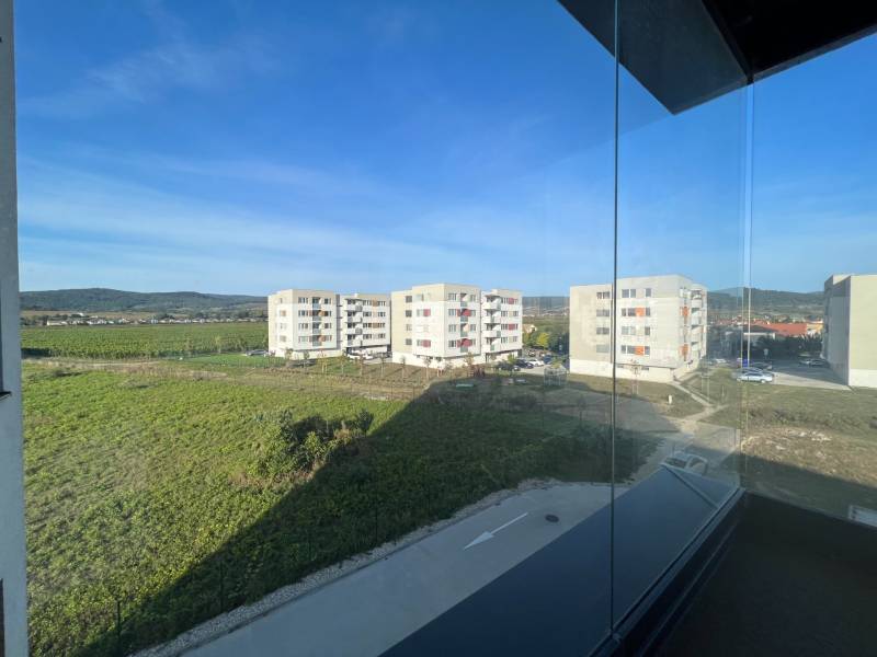 NA Predaj 4 izbový byt v projekte VINICE Pezinok 150m2 - 2023-10-05 09.03.20.jpg