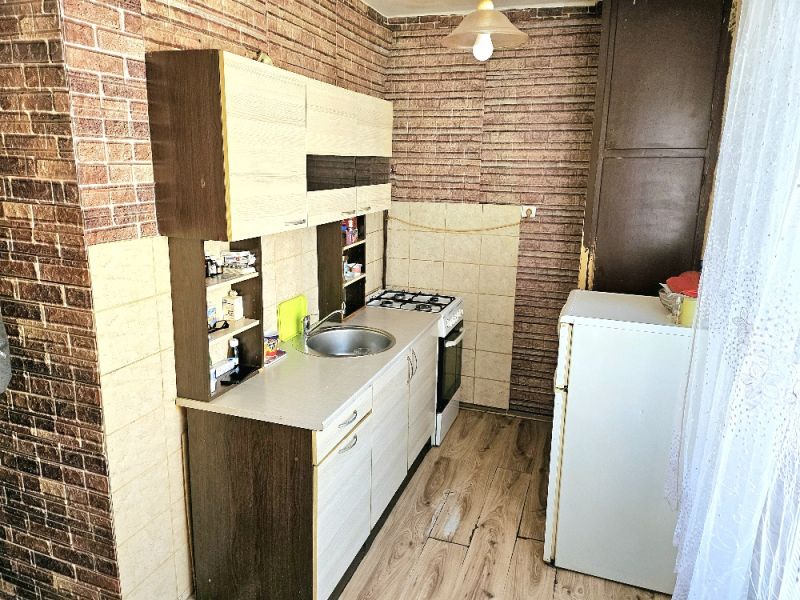 2 izbový byt Bánovce nad Bebravou / CENTRUM / LOGGIA / PIVNICA