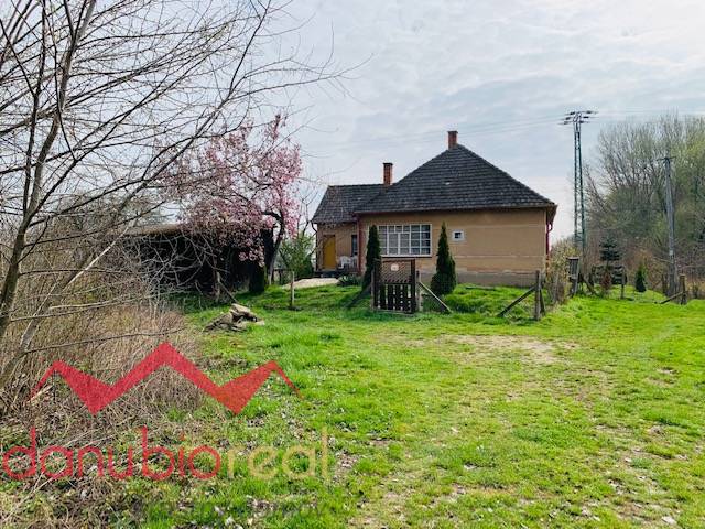 Rodinný dom v Kolárove časť Pačerok, Sabína Hupschova Durcovic Danubioreal Komárno