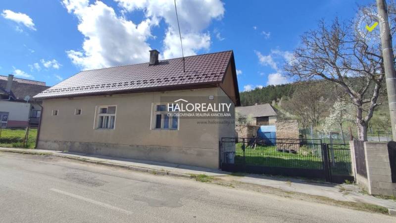 Neporadza Rodinný dom predaj reality Trenčín
