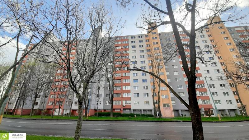 Predaj - 2 izbový byt - Osuského ulica - Petržalka - MIRABELL (9).jpg