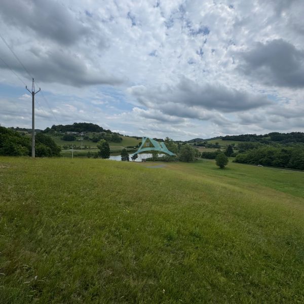 Pozemky Hrušov- Veľký Krtíš – 40 797 m2 - 1/1
