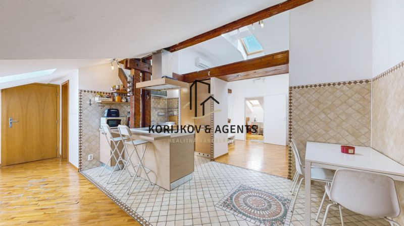 PREDAJ, Staromestský 4 izb. byt, 100m2, Mlynská ulica