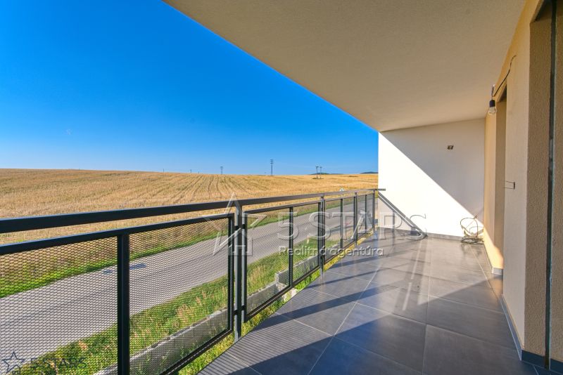Novostavba 4 izb. RD „ J“, Mníchovská alej - rodinny dom-mnichovska alej-5starsreality-12.jpg