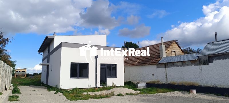 Na predaj 2 izbový byt v súkromí, Galanta časť Hody