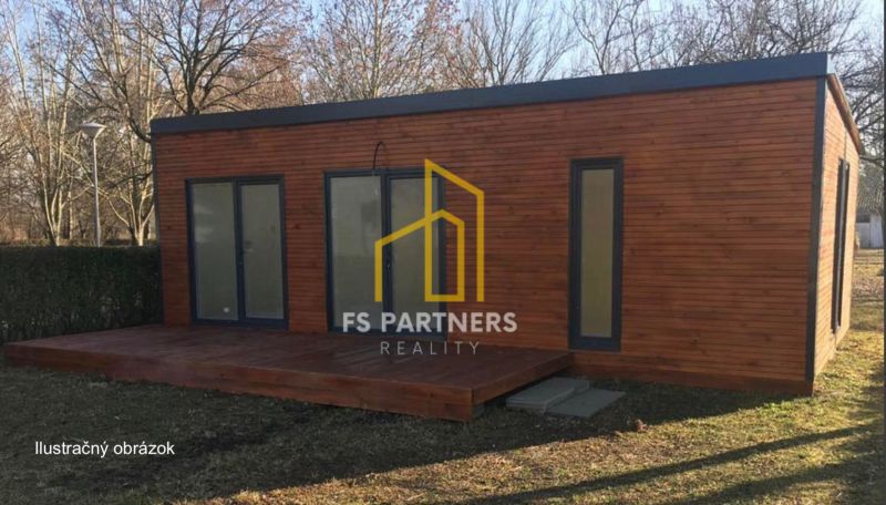 Záhrada v Komárne, časť Nová Stráž - 3 pozemky 1321 m²