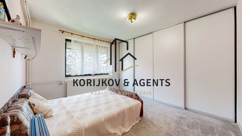 PREDAJ, 6 izbový RD na ulici Hurbanová, Snina - Ing-Lubomir-Korijkov-Snina-07272024_113317 veľkej veľkosti.jpeg