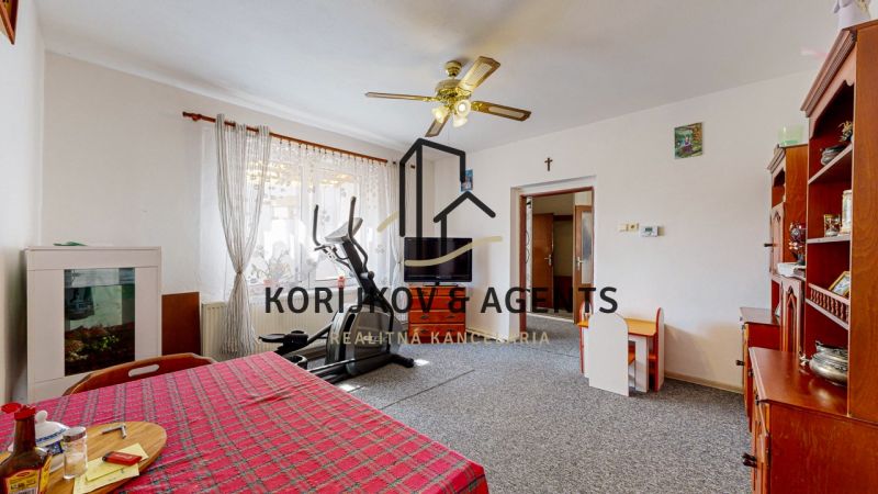 PREDAJ, 6 izbový RD na ulici Hurbanová, Snina - Ing-Lubomir-Korijkov-Snina-07272024_113442 veľkej veľkosti.jpeg
