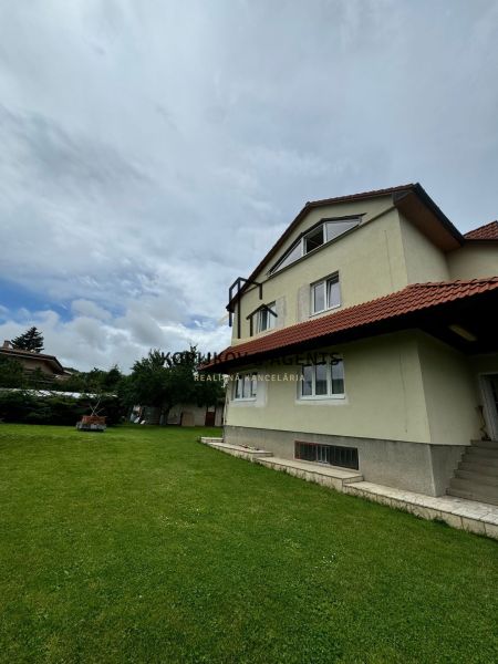 PRENÁJOM, 6 izbový RD na Kavečianskej ulici, Košice - Sever