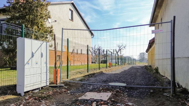 ALL INCLUSIVE I STAVEBNÉ POZEMKY NA VÝSTAVBU RD KRÁĽOVÁ NAD VÁHOM - 1000116360.jpg