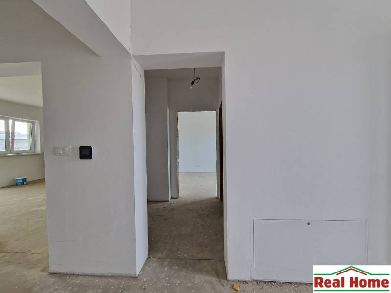 NOVOSTAVBA - VÝBORNÝ 4-izbový dom v Senci. - 20240827_165122.jpg