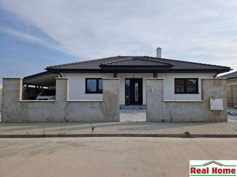 NOVOSTAVBA - VÝBORNÝ 4-izbový dom v Senci. - 20240827_165849.jpg