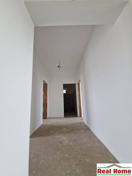 NOVOSTAVBA - VÝBORNÝ 4-izbový dom v Senci. - 20240827_165402.jpg